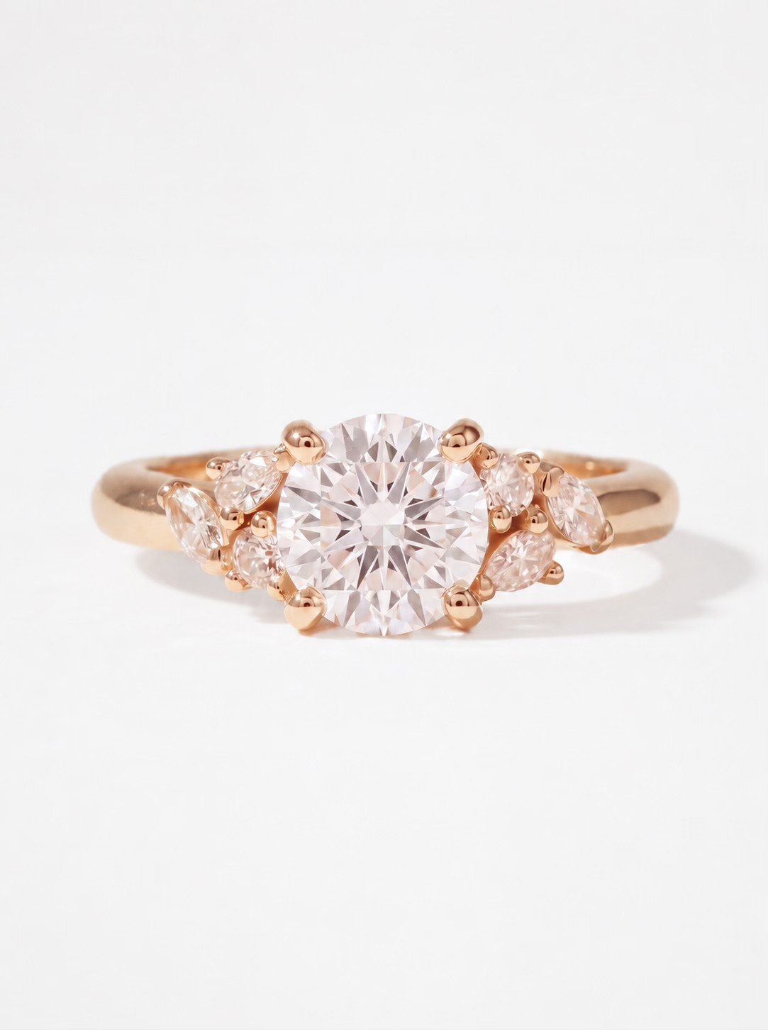 Bague or rose diamant et diamants navette