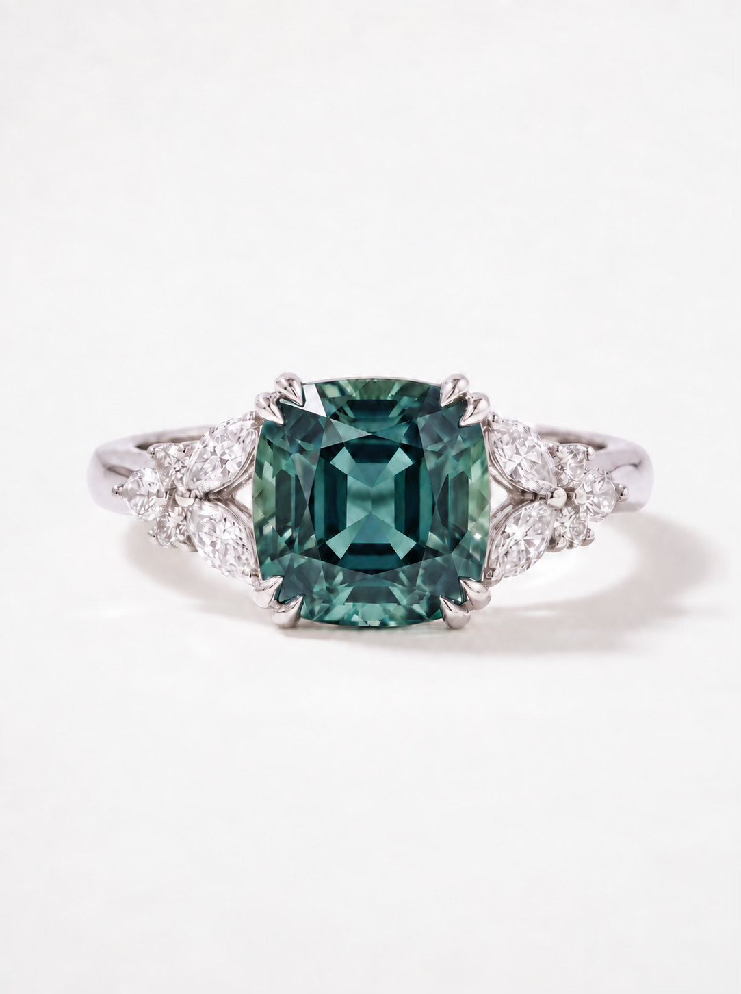Bague saphir vert taille coussin